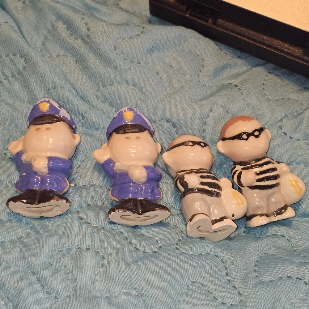Vintage Duncan Ceramic Products Tic Tac Toe Game Cops and Robbers 1973 - Picture 4 of 15